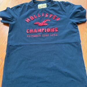 VTG Hollister Women’s Navy Tee With Red Embroidery Medium